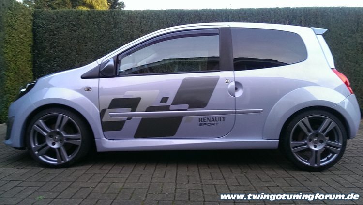 [Bild: twingo-27232128-o6m.jpg]