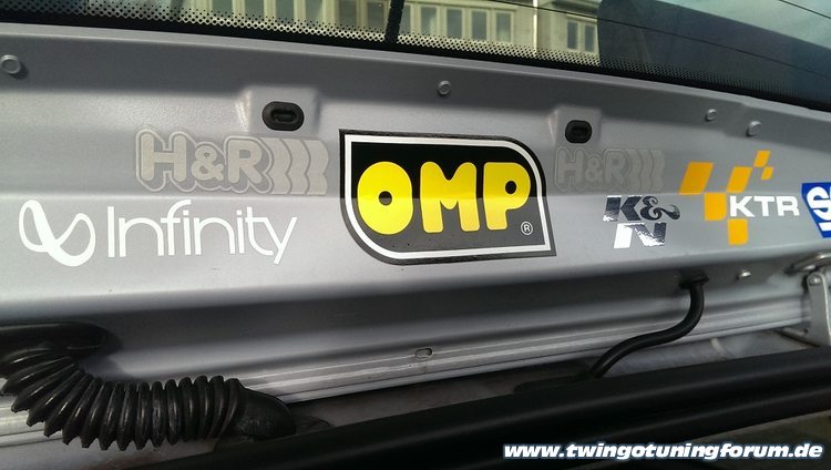 [Bild: twingo-25231534-4ij.jpg]
