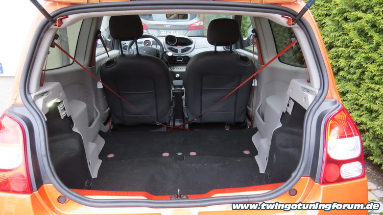 [Bild: twingo-01151224-oGI.jpg]