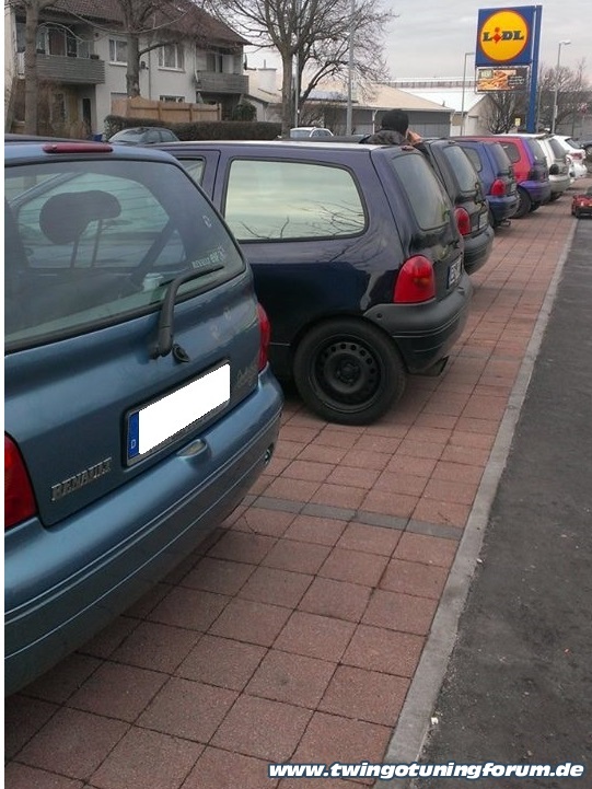 [Bild: twingo-02155934-IY1.jpg]