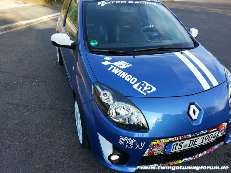 [Bild: twingo-08190749-DLs.jpg]