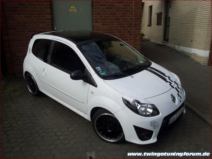 [Bild: twingo-16105149-mw5.jpg]