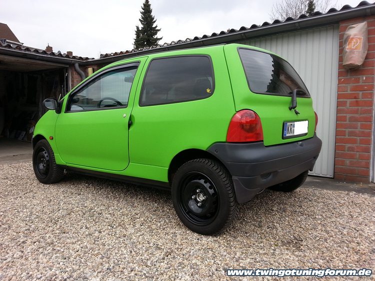 [Bild: twingo-17175359-EX8.jpg]