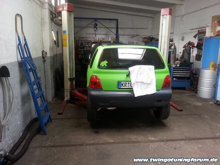 [Bild: twingo-10170240-Qcg.jpg]