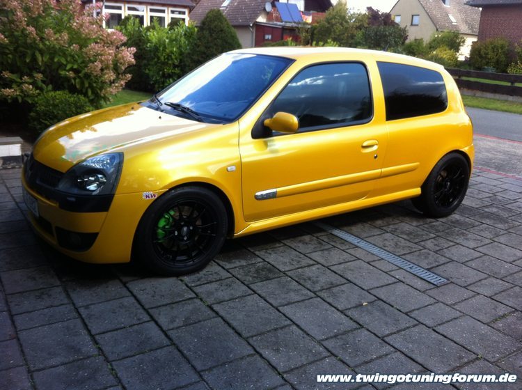 [Bild: twingo-01222806-qgx.jpg]