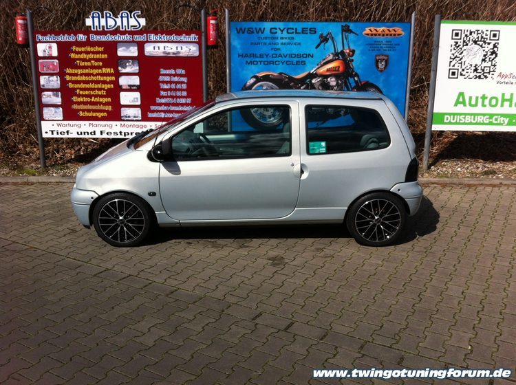 [Bild: twingo-02151613-ZcN.jpg]