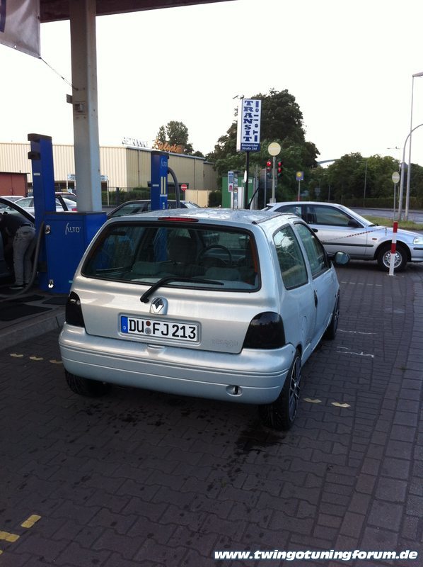 [Bild: twingo-07225927-Yey.jpg]