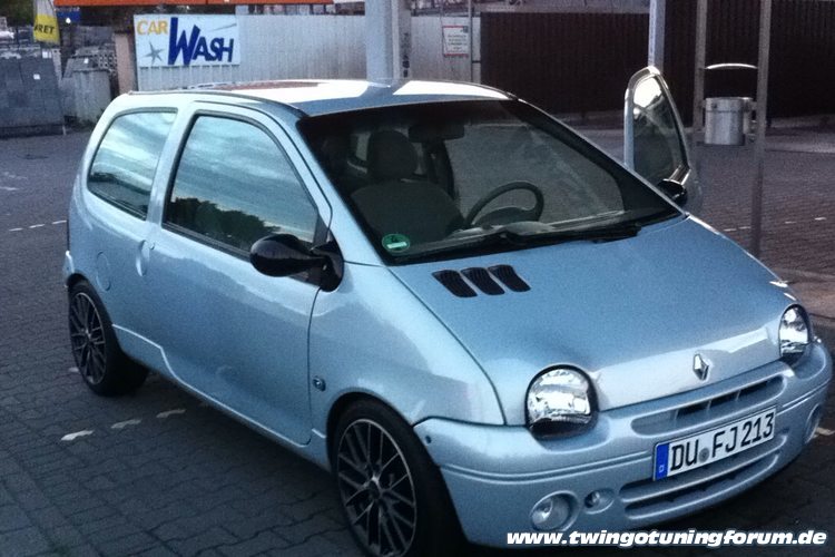 [Bild: twingo-07230005-YEW.jpg]