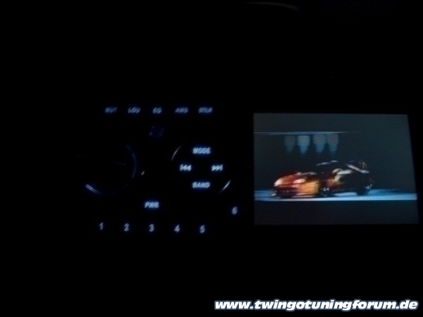 [Bild: twingo-01133145-7ds.jpg]
