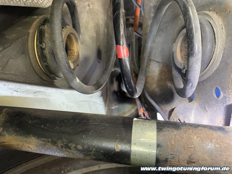 [Bild: twingo-01143513-kD2.jpg]