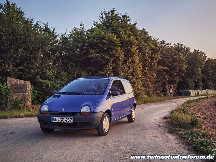 [Bild: twingo-26062127-IDu.jpg]