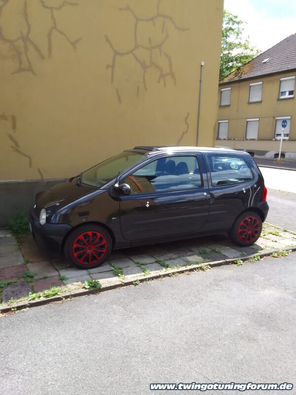 [Bild: twingo-14151152-WZY.jpg]
