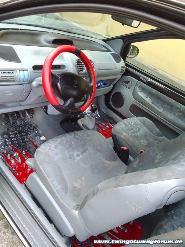 [Bild: twingo-14151235-NM7.jpg]