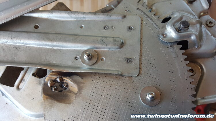 [Bild: twingo-15170804-L28.jpg]