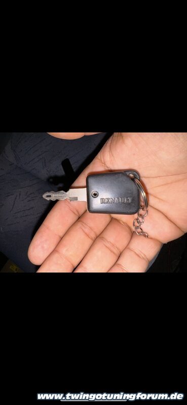 [Bild: twingo-16231615-uH2.jpg]