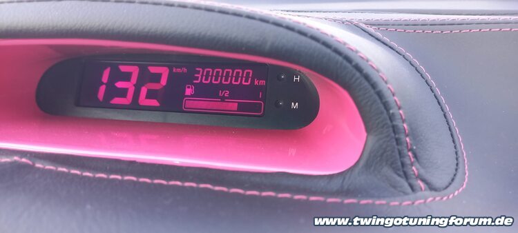 [Bild: twingo-24164143-wu2.jpg]