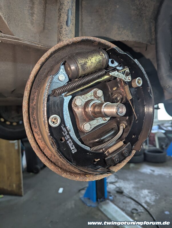 [Bild: twingo-14122346-Mgk.jpg]