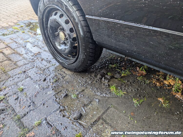 [Bild: twingo-14122513-TA4.jpg]