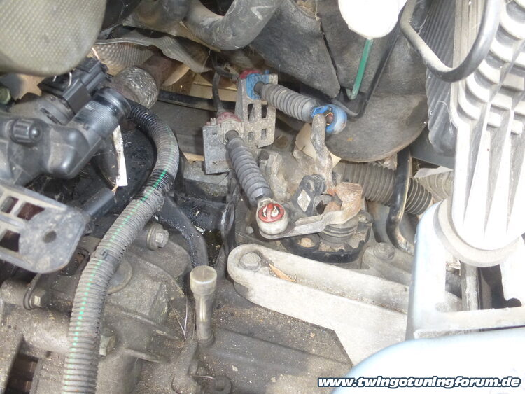 [Bild: twingo-21160235-rjM.jpg]