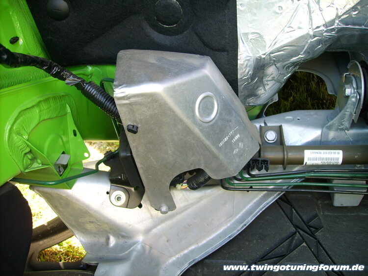 [Bild: twingo-02153543-tnD.jpg]