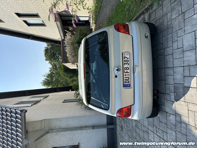 [Bild: twingo-05224109-23G.jpg]