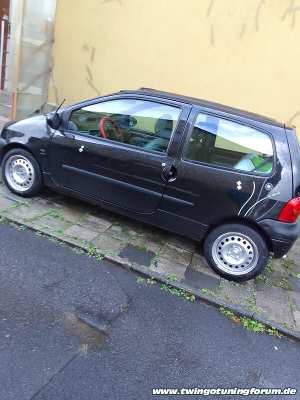[Bild: twingo-11184801-owQ.jpg]