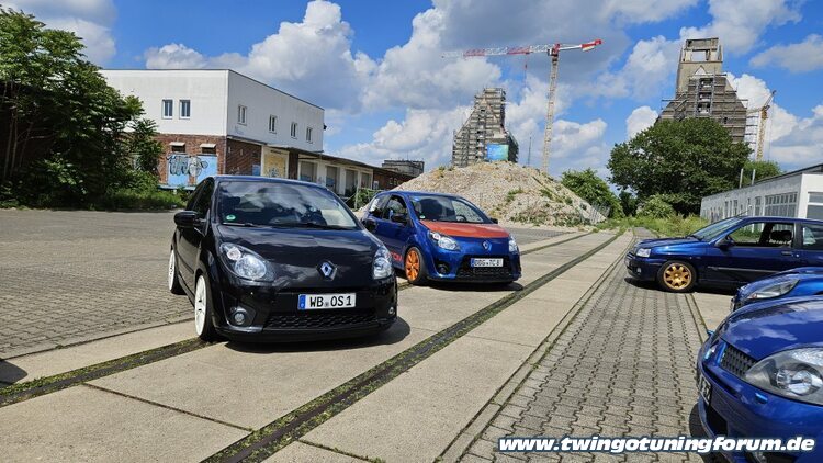 [Bild: twingo-12132203-w9y.jpg]