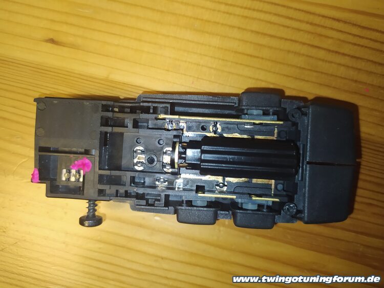[Bild: twingo-14231656-jTX.jpg]