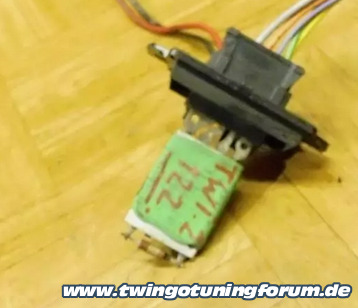 [Bild: twingo-21212719-LPD.jpg]