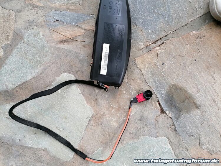 [Bild: twingo-23212209-wO3.jpg]