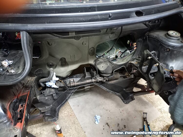 [Bild: twingo-08194623-izO.jpg]