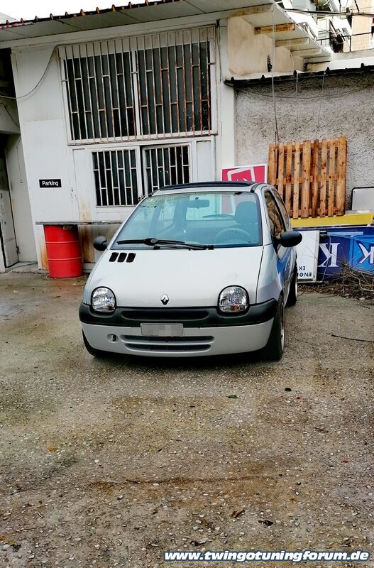 [Bild: twingo-13215332-y7R.jpg]