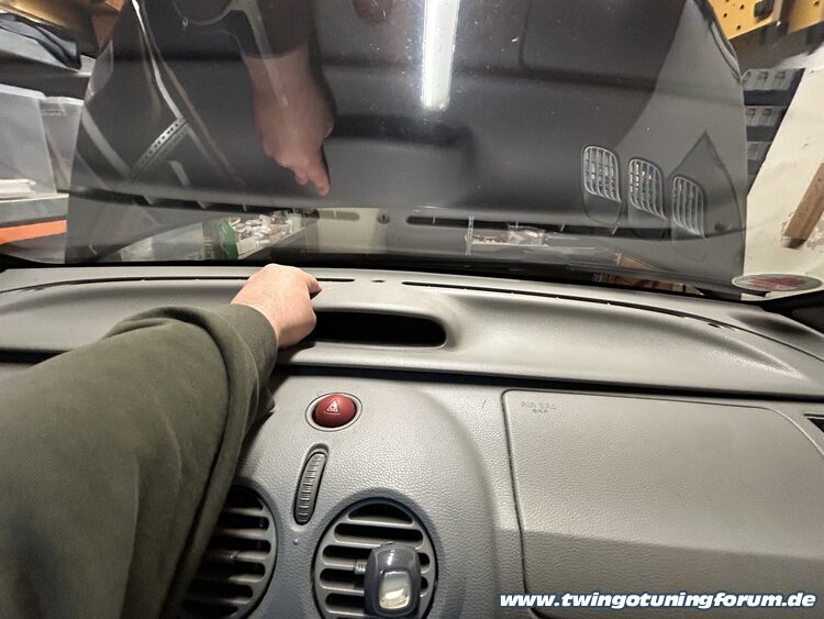 [Bild: twingo-14164454-cJW.jpg]