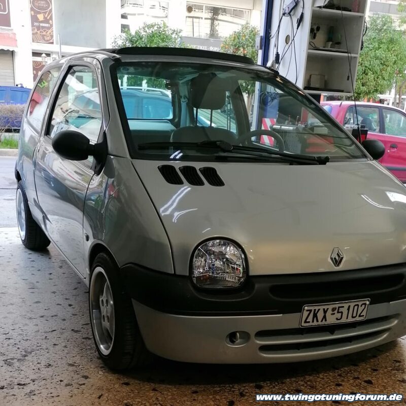 [Bild: twingo-14201538-NmT.jpg]