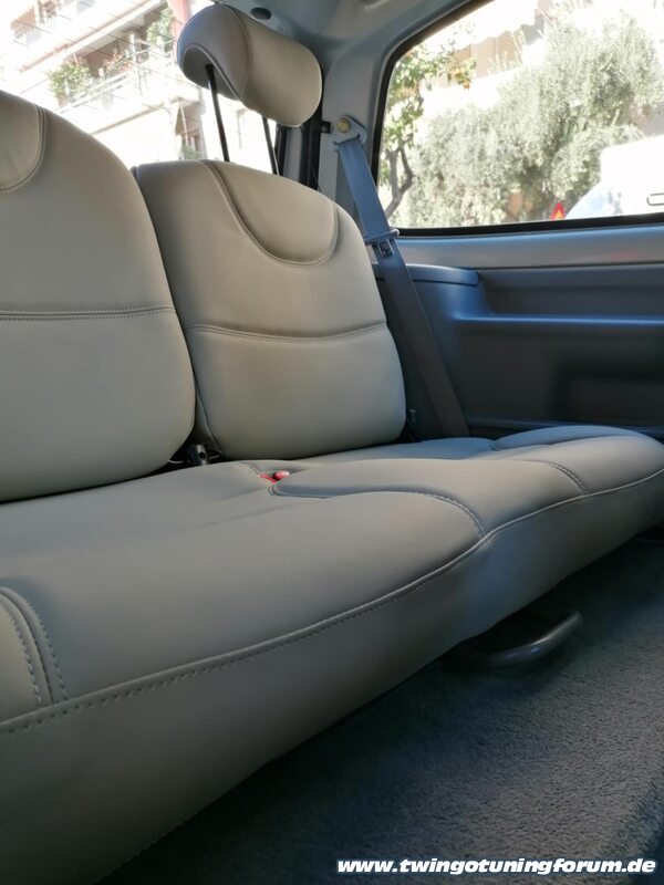 [Bild: twingo-18084514-IWO.jpg]