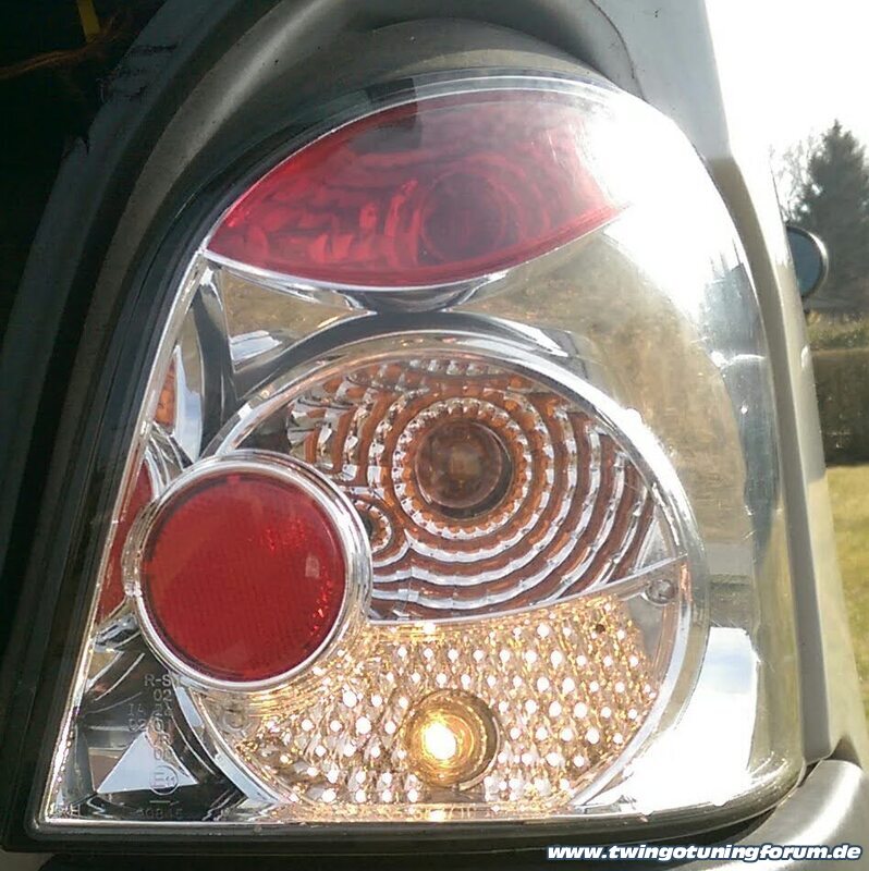 [Bild: twingo-04071205-jzC.jpg]