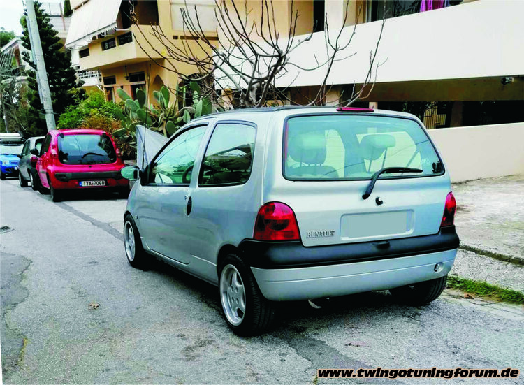 [Bild: twingo-17110248-afS.jpg]