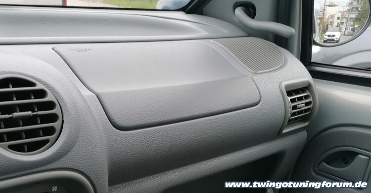 [Bild: twingo-17221823-RUB.jpg]