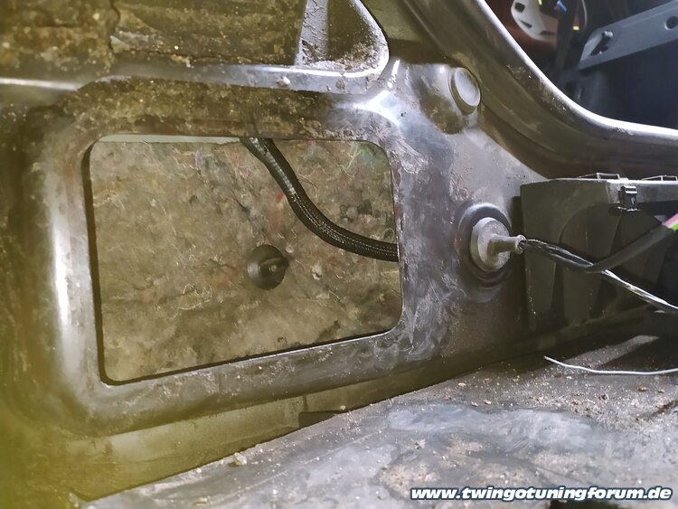 [Bild: twingo-26125744-CtX.jpg]
