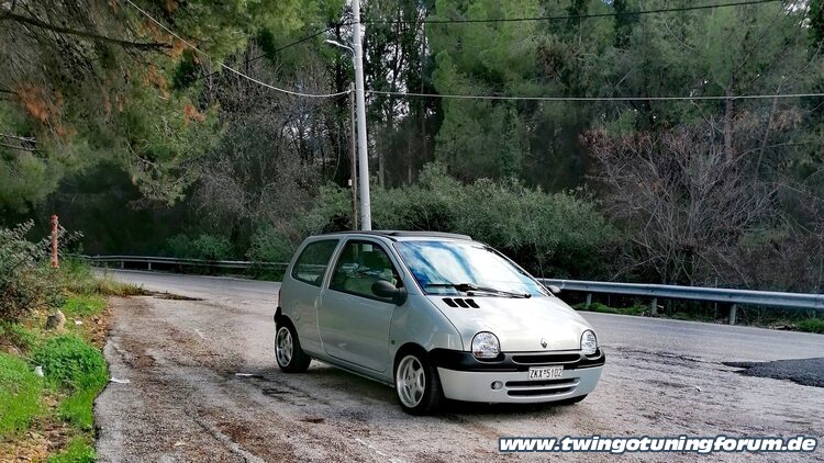 [Bild: twingo-27082735-jzH.jpg]