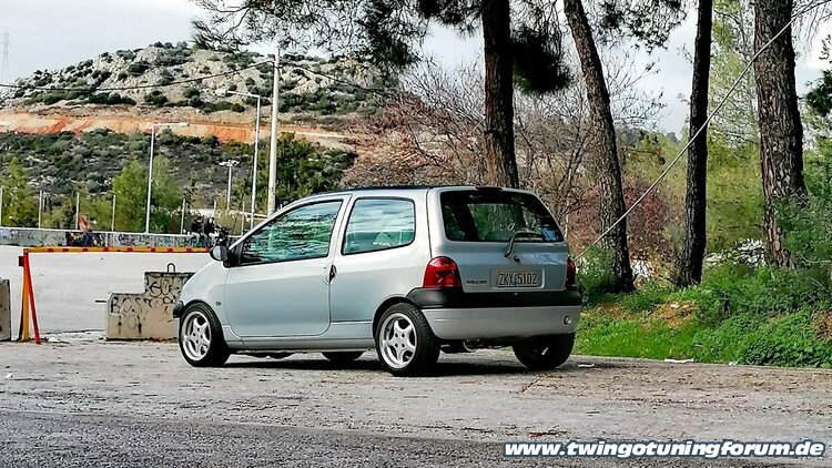 [Bild: twingo-27082825-ofm.jpg]