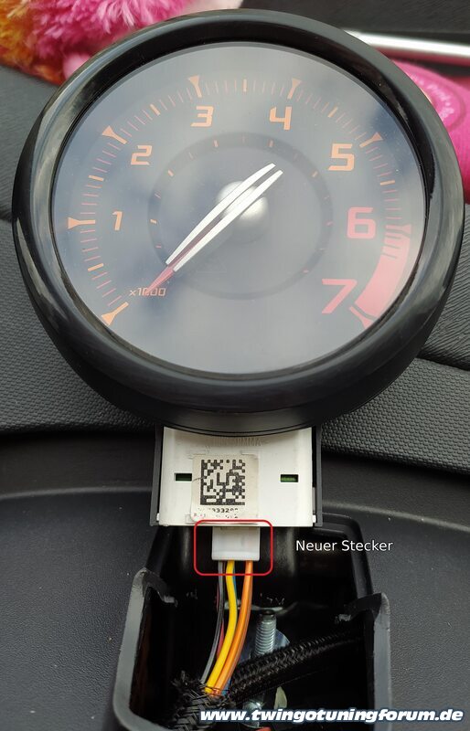 [Bild: twingo-02154345-kFA.jpg]