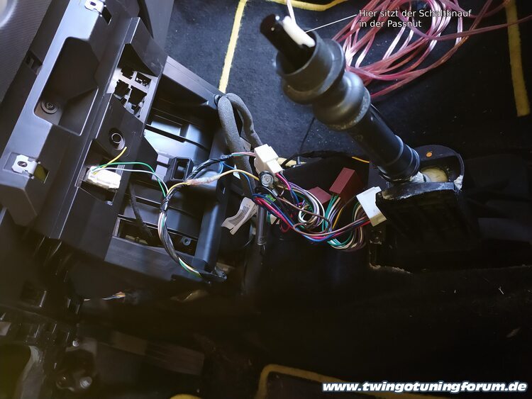 [Bild: twingo-02195252-lqh.jpg]