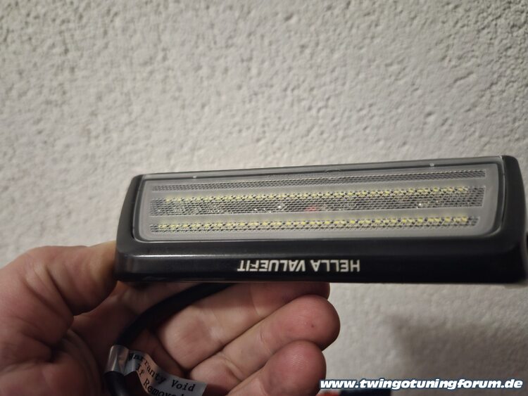 [Bild: twingo-04121302-otq.jpg]