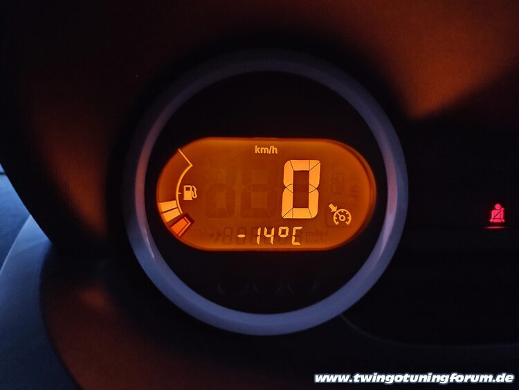 [Bild: twingo-18090939-ALL.jpg]