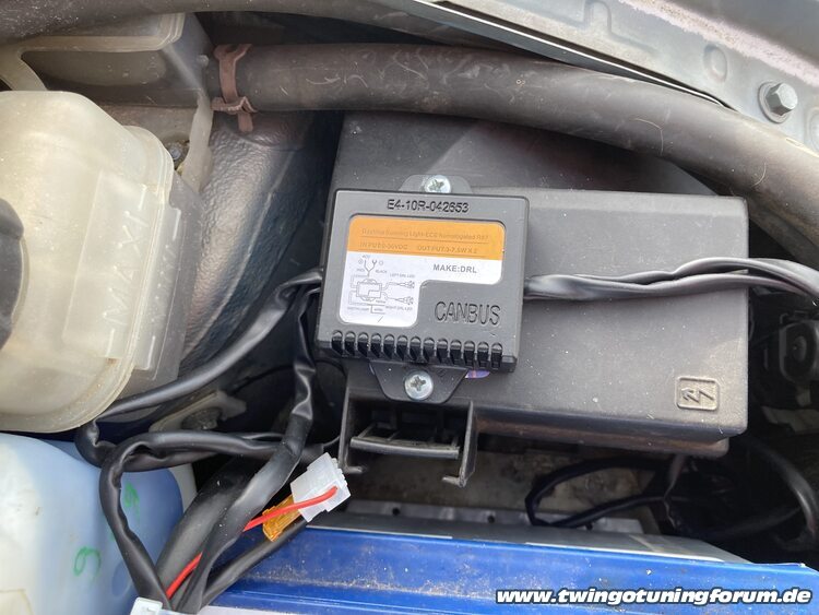 [Bild: twingo-19161418-zgD.jpg]