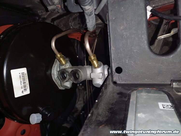[Bild: twingo-28204718-sYf.jpg]