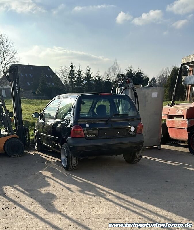 [Bild: twingo-12142606-Xeh.jpg]