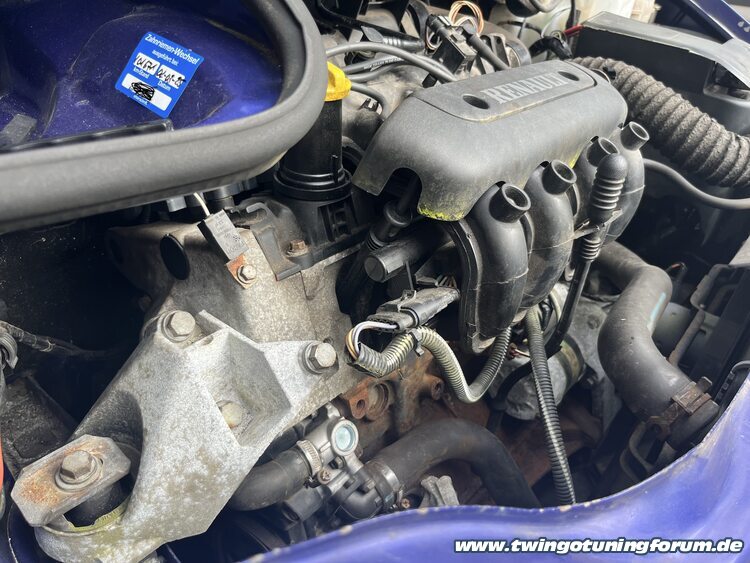 [Bild: twingo-14124701-mLB.jpg]