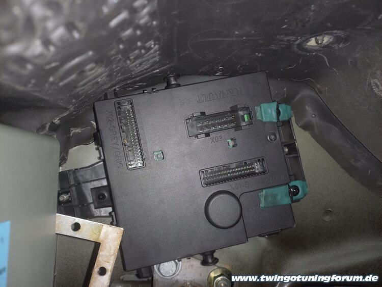 [Bild: twingo-16181418-GGt.jpg]